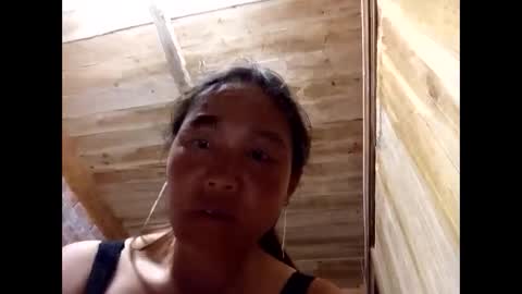 Snapshot of lyn_eva chatting on April 2026 10:14:02 AM lyn_eva online show from April 2026 10:14:02 AM