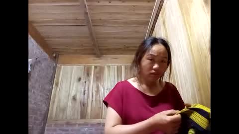 Snapshot of lyn_eva chatting on May 2026 11:25:02 PM lyn_eva online show from May 2026 11:25:02 PM