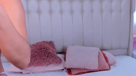 Lyn online show from September 2025 11:15:01 AM