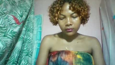 lyndah19 online show from January 2026 06:33:01 PM