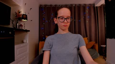 Sara online show from February 2025 01:45:01 AM