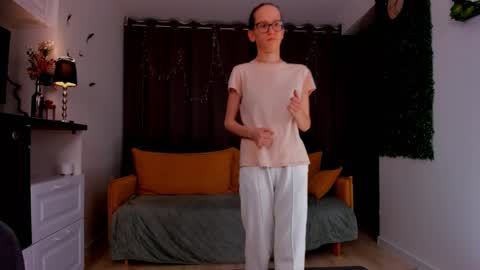 Sara online show from February 2025 01:23:02 AM