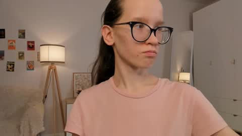 Sara online show from March 2025 01:26:02 AM