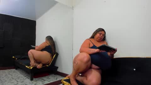 Lynn jonnes online show from November 2025 03:51:02 AM