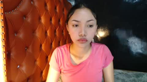 Snapshot of lynn_sy chatting on June 2026 08:28:01 AM lynn_sy online show from June 2026 08:28:01 AM
