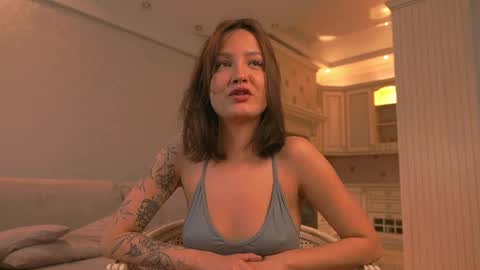 Natasha online show from February 2025 01:40:02 PM