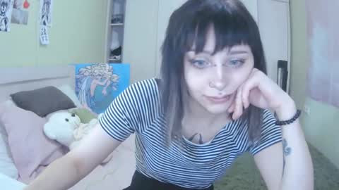 Kira online show from October 2025 10:34:02 AM