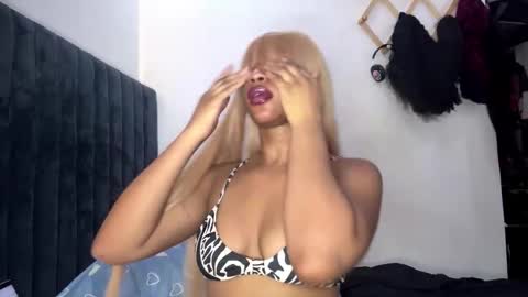 Snapshot of lynnetteclaycamp chatting on March 2026 06:58:01 PM Kay online show from March 2026 06:58:01 PM