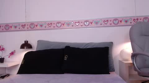 LYRA online show from December 2024 07:54:01 PM