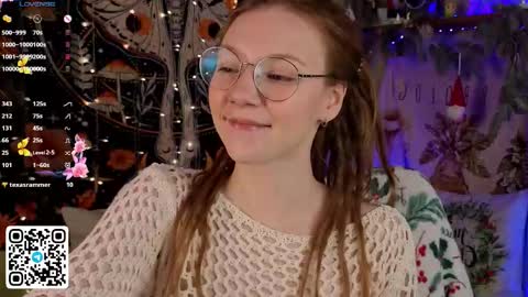 Lyra online show from December 2025 12:05:01 AM