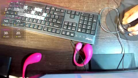 lyrafrost5 online show from February 2026 03:14:02 AM