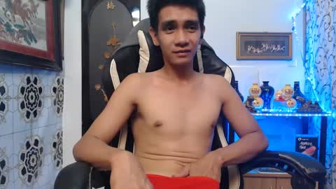 Snapshot of lyubovmoya3 chatting on January 2025 02:11:02 AM SWEETPINOY online show from January 2025 02:11:02 AM
