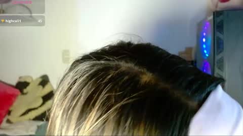 Snapshot of m1la_18 chatting on May 2026 04:21:01 AM mila online show from May 2026 04:21:01 AM