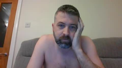 Snapshot of m5572 chatting on March 2026 09:42:01 PM Mathew online show from March 2026 09:42:01 PM