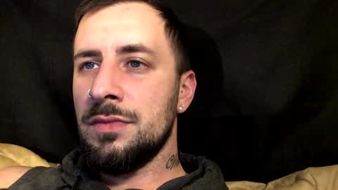 m_stephen online show from November 2025 01:27:02 AM