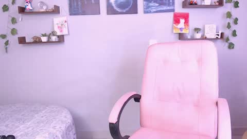 Snapshot of macey_hairy chatting on January 2025 05:30:02 PM Macey Elliot Modelo Independiente online show from January 2025 05:30:02 PM