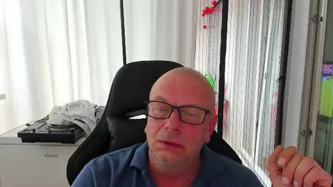 Snapshot of machinegun3dx chatting on July 2026 05:23:02 PM Andy online show from July 2026 05:23:02 PM