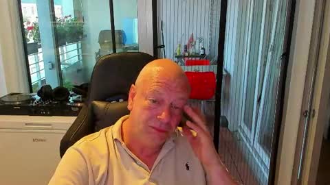 Snapshot of machinegun3dx chatting on July 2026 04:06:02 AM Andy online show from July 2026 04:06:02 AM