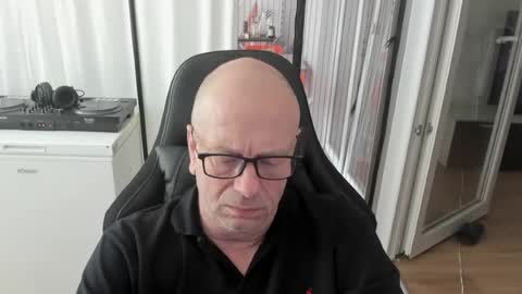 Snapshot of machinegun3dx chatting on July 2026 03:14:02 PM Andy online show from July 2026 03:14:02 PM