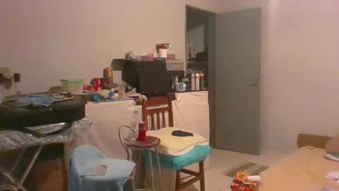 MACHOLIVRE online show from December 2025 07:46:02 AM