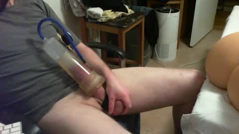 Snapshot of mackanstr0mberg chatting on February 2025 05:12:02 AM Marcus online show from February 2025 05:12:02 AM