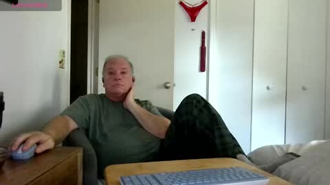 Snapshot of mackdocc001 chatting on April 2026 08:22:01 PM mackdocc001 online show from April 2026 08:22:01 PM