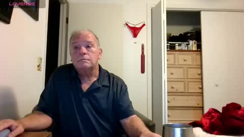 Snapshot of mackdocc001 chatting on May 2026 04:44:02 PM mackdocc001 online show from May 2026 04:44:02 PM