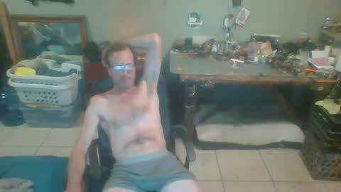 Snapshot of mackdog1369 chatting on January 2025 06:57:02 AM mackdog1369 online show from January 2025 06:57:02 AM