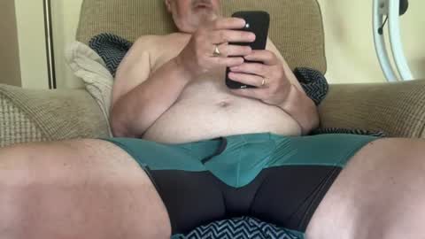 Snapshot of mad4itstill chatting on June 2026 08:58:01 AM Ivor online show from June 2026 08:58:01 AM