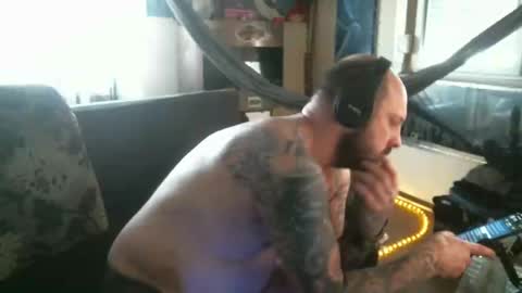 Snapshot of mad_dem0n chatting on February 2025 04:21:01 PM Manuel online show from February 2025 04:21:01 PM