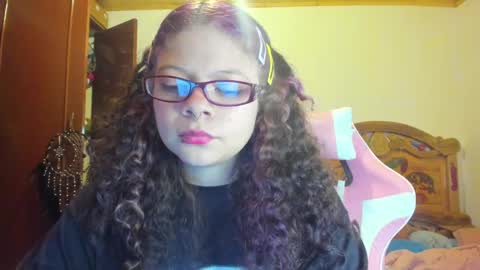 Snapshot of madam_sativa chatting on January 2025 09:47:02 PM di online show from January 2025 09:47:02 PM