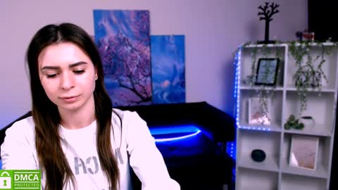 Ulis online show from January 2025 05:01:01 PM