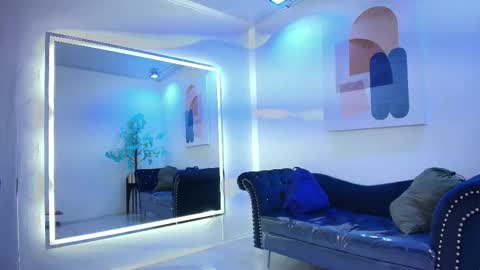 Snapshot of madame_scarllet chatting on March 2026 11:27:02 AM Madame Scarllet online show from March 2026 11:27:02 AM