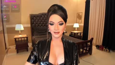 Snapshot of madammistressdominatrixxx chatting on January 2025 11:38:02 PM Alison Kloss online show from January 2025 11:38:02 PM