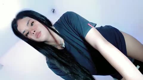 Im ZY DONT FORGET TO FOLLOW ME - online show from February 2025 04:39:02 PM