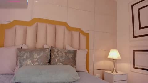    online show from October 2025 06:51:02 PM