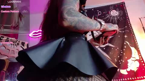 Snapshot of maddilust chatting on February 2026 01:31:02 PM Miss Lust online show from February 2026 01:31:02 PM