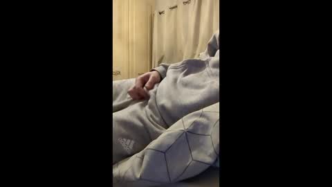 maddogg17 online show from December 2025 07:53:01 PM