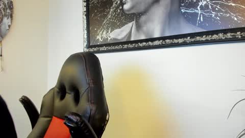 Snapshot of maddox_santana chatting on February 2025 12:27:02 AM Maddox Santana online show from February 2025 12:27:02 AM