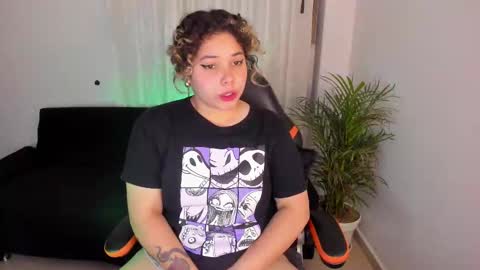 madelaine_taylor online show from January 2025 09:11:01 AM