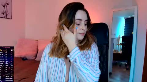 madelamee online show from September 2025 05:13:01 PM