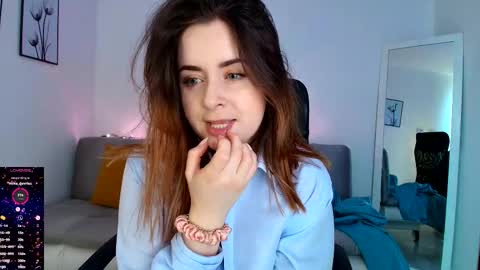 madelamee online show from November 2025 03:55:02 PM