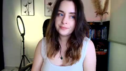 madelamee online show from July 2026 12:02:02 AM
