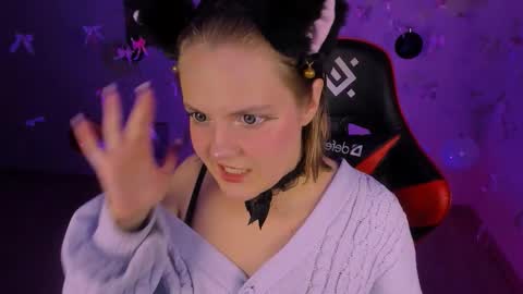 Madeline online show from December 2025 11:34:02 PM