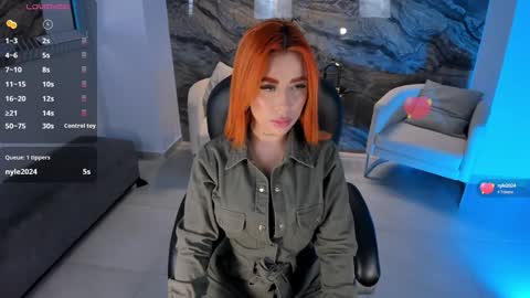 Snapshot of madelinefox_ chatting on January 2025 08:41:01 AM Madeline online show from January 2025 08:41:01 AM