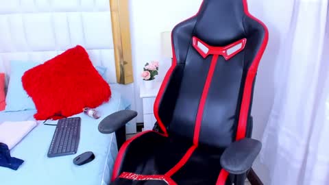 Madeline online show from January 2025 06:20:02 AM