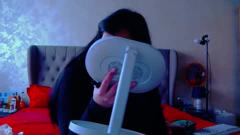 Snapshot of madelynvelure chatting on February 2026 06:59:02 AM madelynvelure online show from February 2026 06:59:02 AM