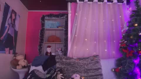 Madison   online show from December 2025 01:29:01 PM