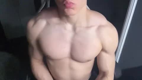 madisonboy2 online show from November 2025 10:21:02 PM