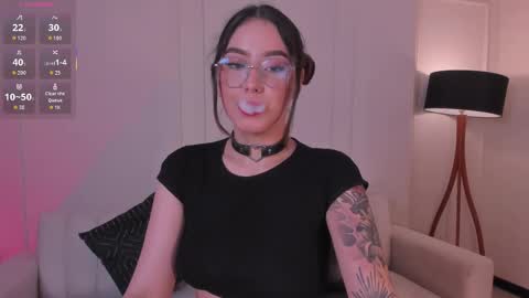 Maddi Collins online show from September 2025 09:03:01 PM